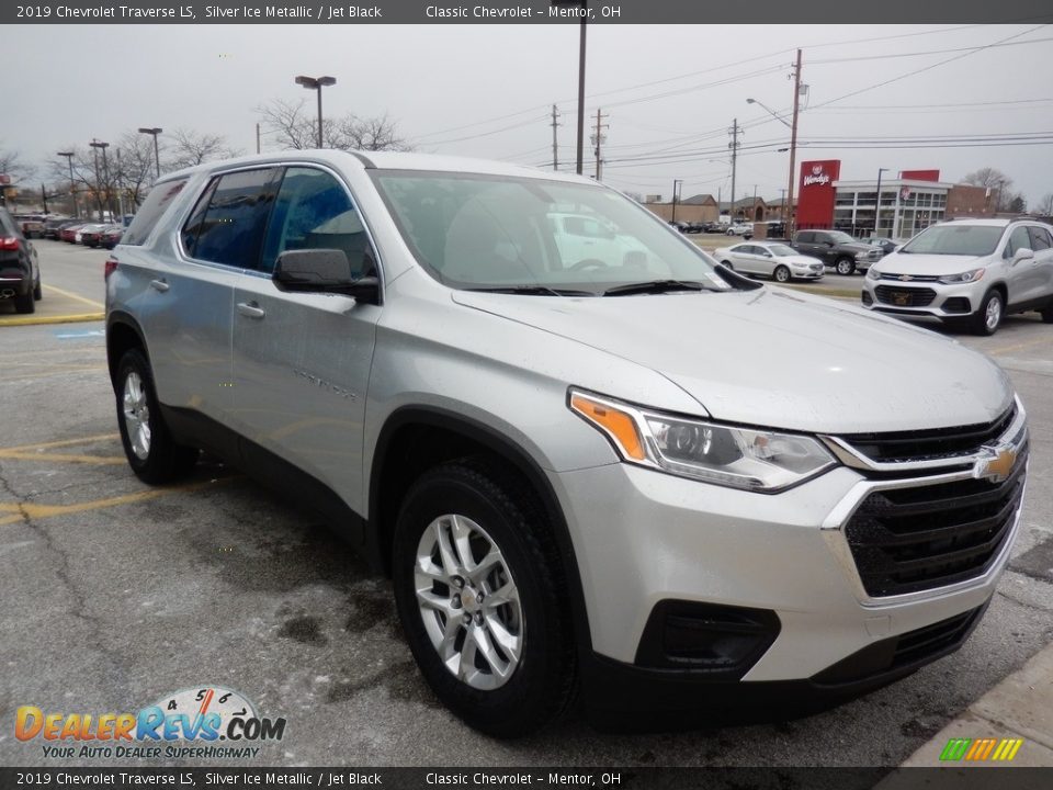 2019 Chevrolet Traverse LS Silver Ice Metallic / Jet Black Photo #3