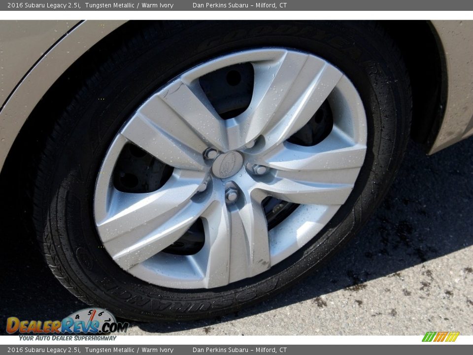 2016 Subaru Legacy 2.5i Tungsten Metallic / Warm Ivory Photo #24