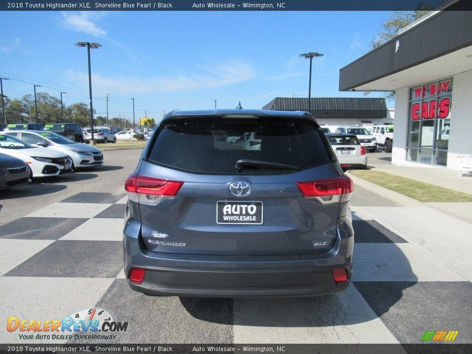 2018 Toyota Highlander XLE Shoreline Blue Pearl / Black Photo #4