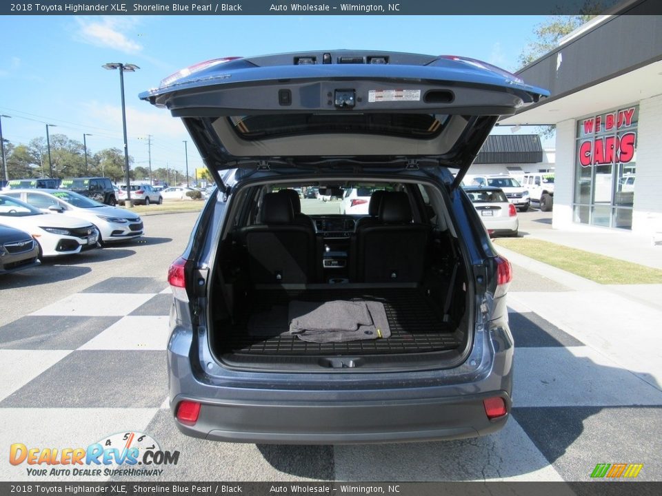 2018 Toyota Highlander XLE Shoreline Blue Pearl / Black Photo #5