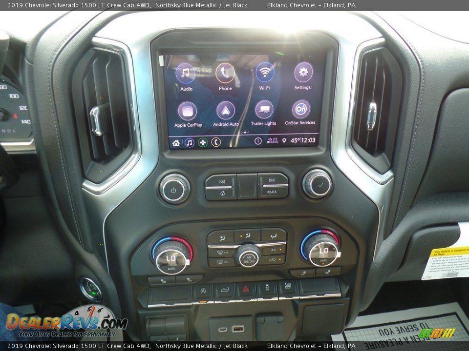 Controls of 2019 Chevrolet Silverado 1500 LT Crew Cab 4WD Photo #27