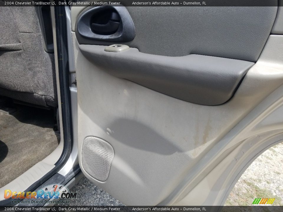 2004 Chevrolet TrailBlazer LS Dark Gray Metallic / Medium Pewter Photo #21