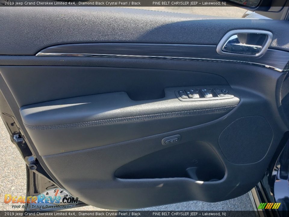 2019 Jeep Grand Cherokee Limited 4x4 Diamond Black Crystal Pearl / Black Photo #8