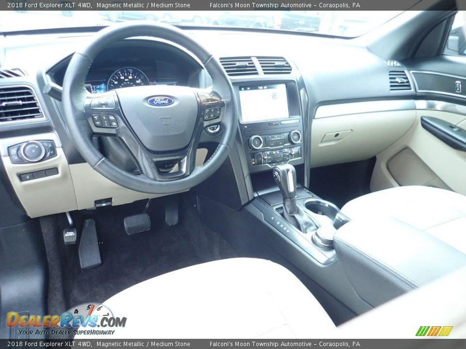 2018 Ford Explorer XLT 4WD Magnetic Metallic / Medium Stone Photo #18