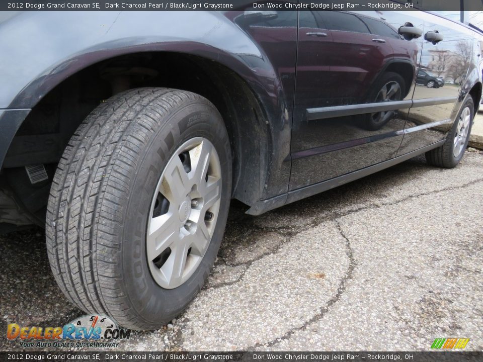 2012 Dodge Grand Caravan SE Dark Charcoal Pearl / Black/Light Graystone Photo #7