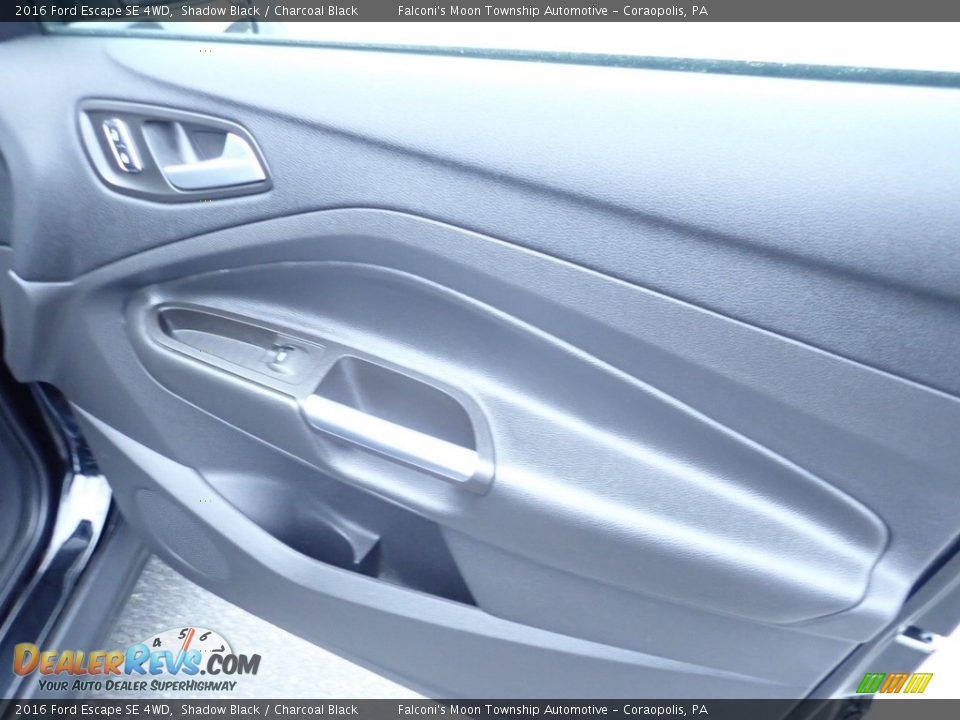 2016 Ford Escape SE 4WD Shadow Black / Charcoal Black Photo #12