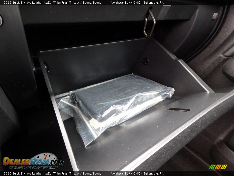 2016 Buick Enclave Leather AWD White Frost Tricoat / Ebony/Ebony Photo #29