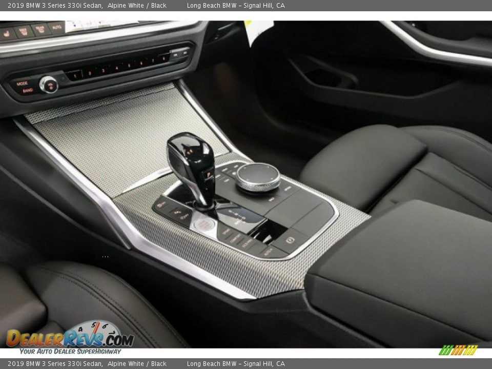 2019 BMW 3 Series 330i Sedan Alpine White / Black Photo #6