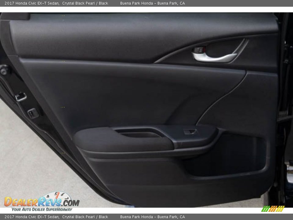 2017 Honda Civic EX-T Sedan Crystal Black Pearl / Black Photo #32
