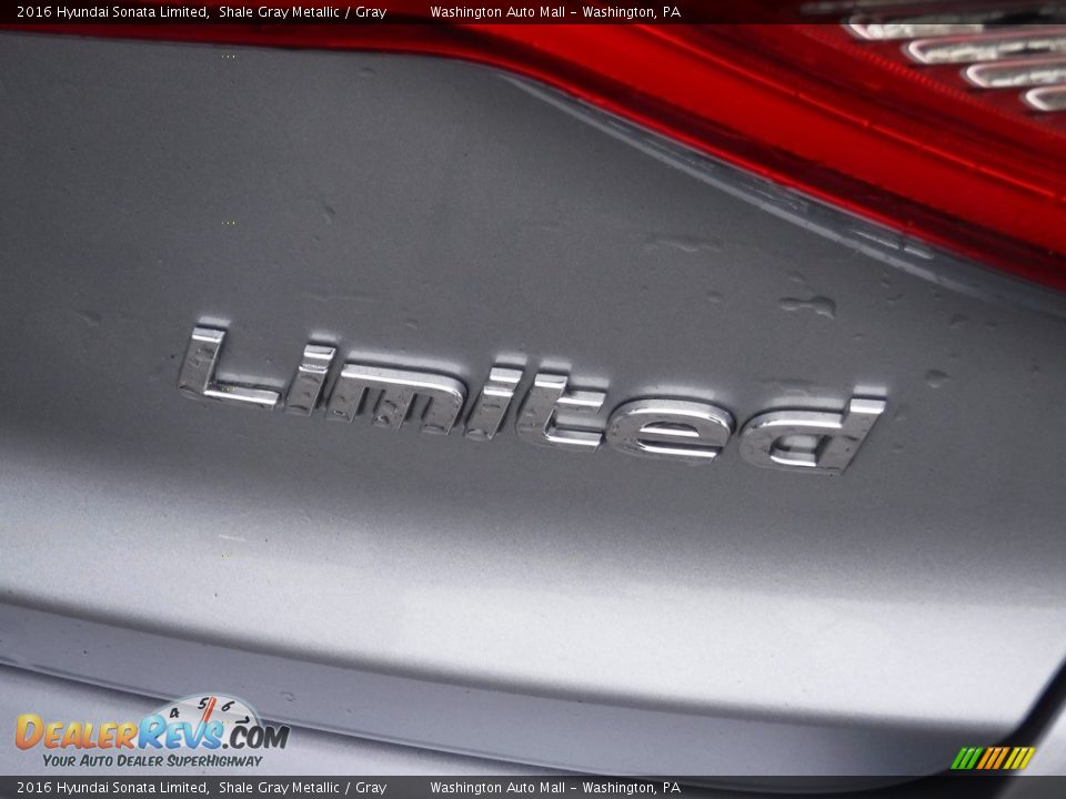 2016 Hyundai Sonata Limited Shale Gray Metallic / Gray Photo #10