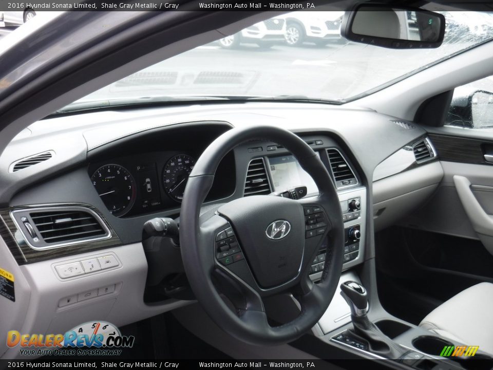 2016 Hyundai Sonata Limited Shale Gray Metallic / Gray Photo #15