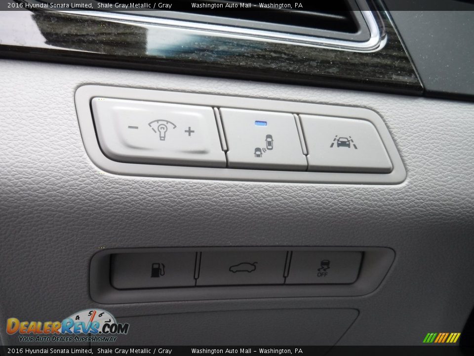 2016 Hyundai Sonata Limited Shale Gray Metallic / Gray Photo #16