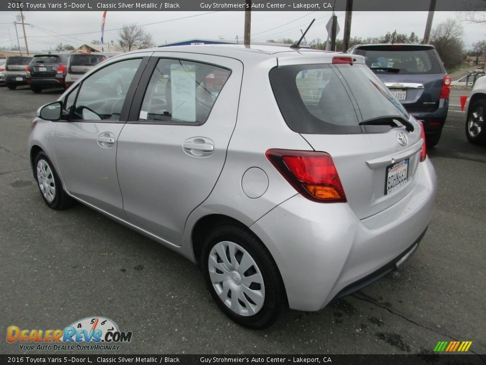 2016 Toyota Yaris 5-Door L Classic Silver Metallic / Black Photo #5