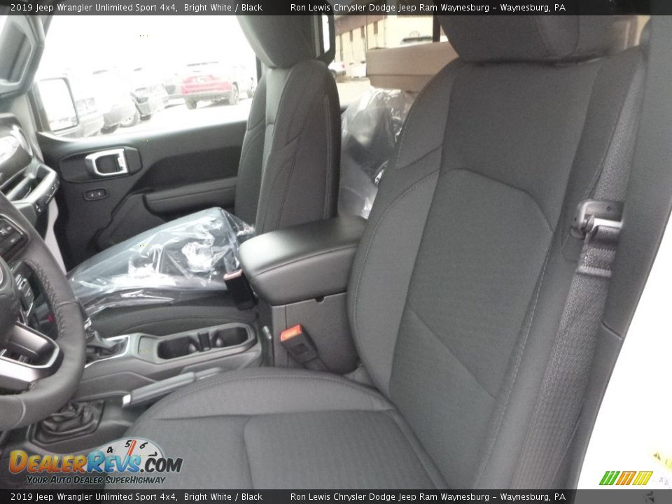2019 Jeep Wrangler Unlimited Sport 4x4 Bright White / Black Photo #12