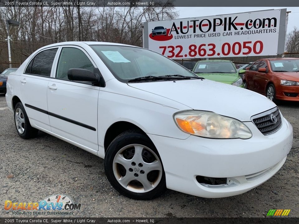 2005 Toyota Corolla CE Super White / Light Gray Photo #1