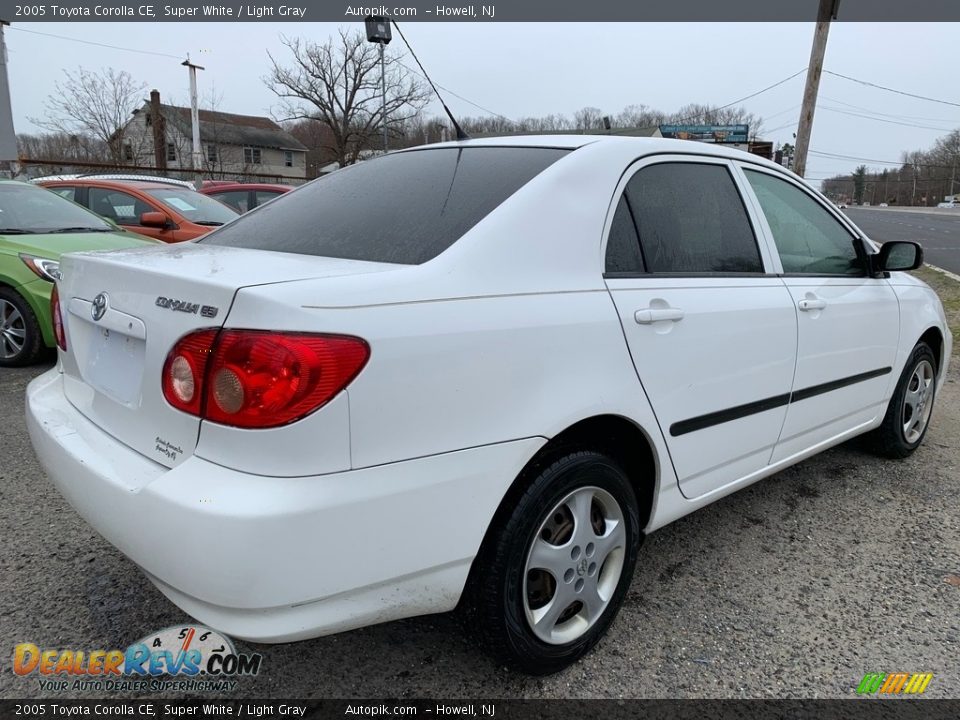 2005 Toyota Corolla CE Super White / Light Gray Photo #3