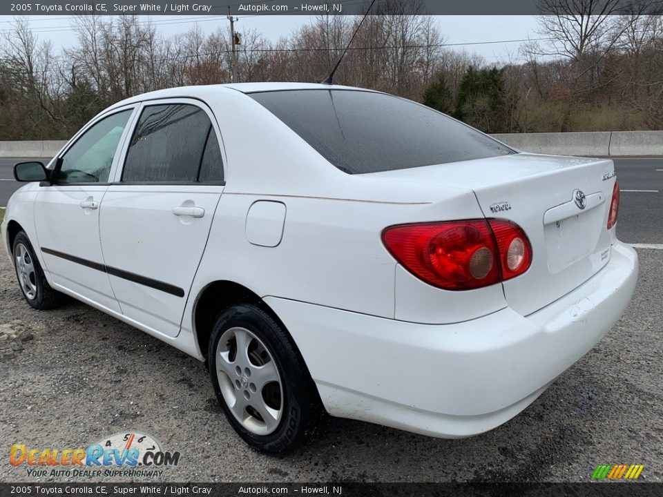 2005 Toyota Corolla CE Super White / Light Gray Photo #5