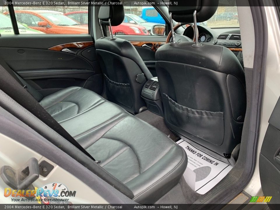 2004 Mercedes-Benz E 320 Sedan Brilliant Silver Metallic / Charcoal Photo #11