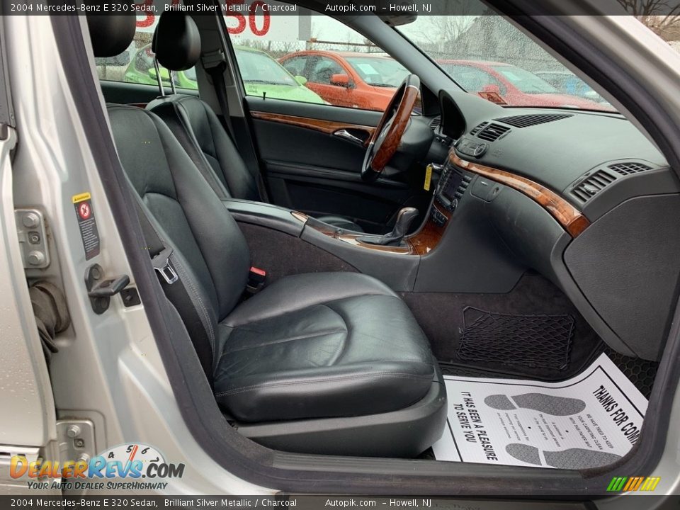 2004 Mercedes-Benz E 320 Sedan Brilliant Silver Metallic / Charcoal Photo #12
