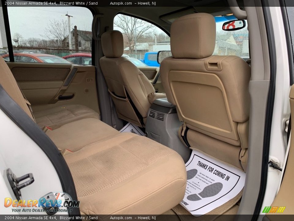 2004 Nissan Armada SE 4x4 Blizzard White / Sand Photo #12