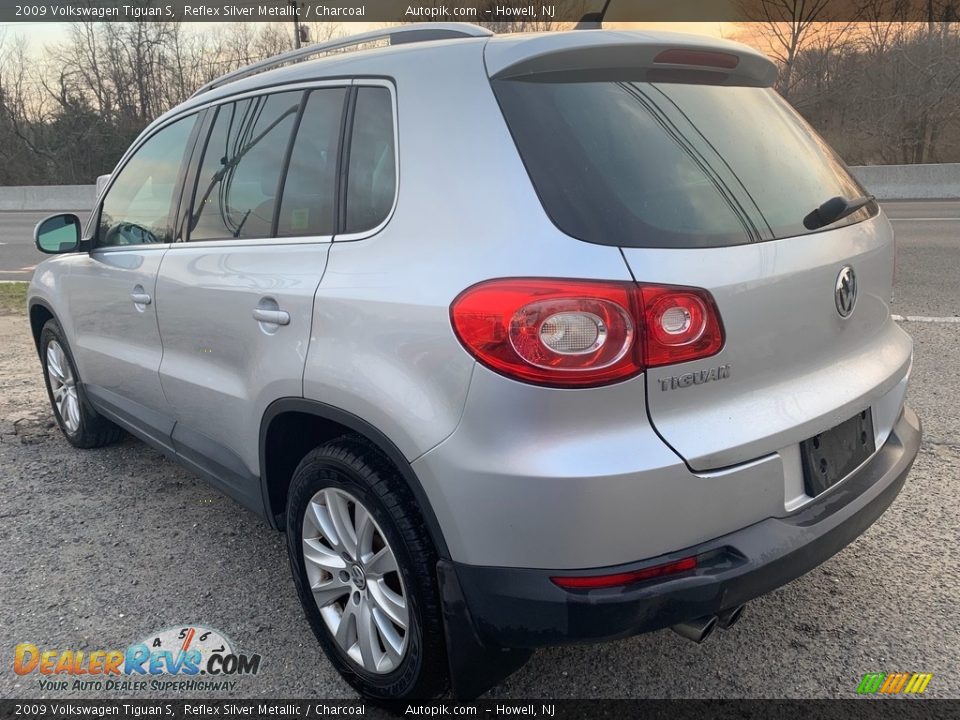 2009 Volkswagen Tiguan S Reflex Silver Metallic / Charcoal Photo #3