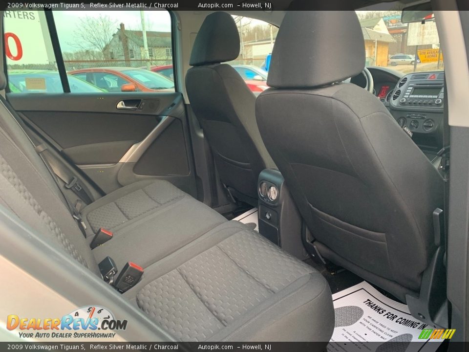 2009 Volkswagen Tiguan S Reflex Silver Metallic / Charcoal Photo #10
