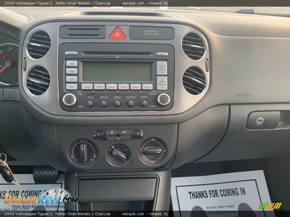 2009 Volkswagen Tiguan S Reflex Silver Metallic / Charcoal Photo #13