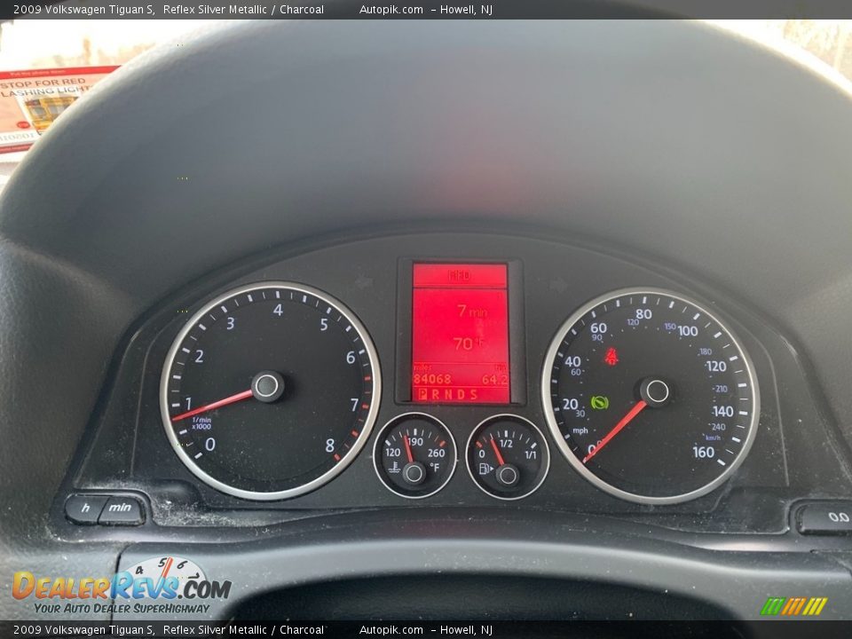 2009 Volkswagen Tiguan S Reflex Silver Metallic / Charcoal Photo #16