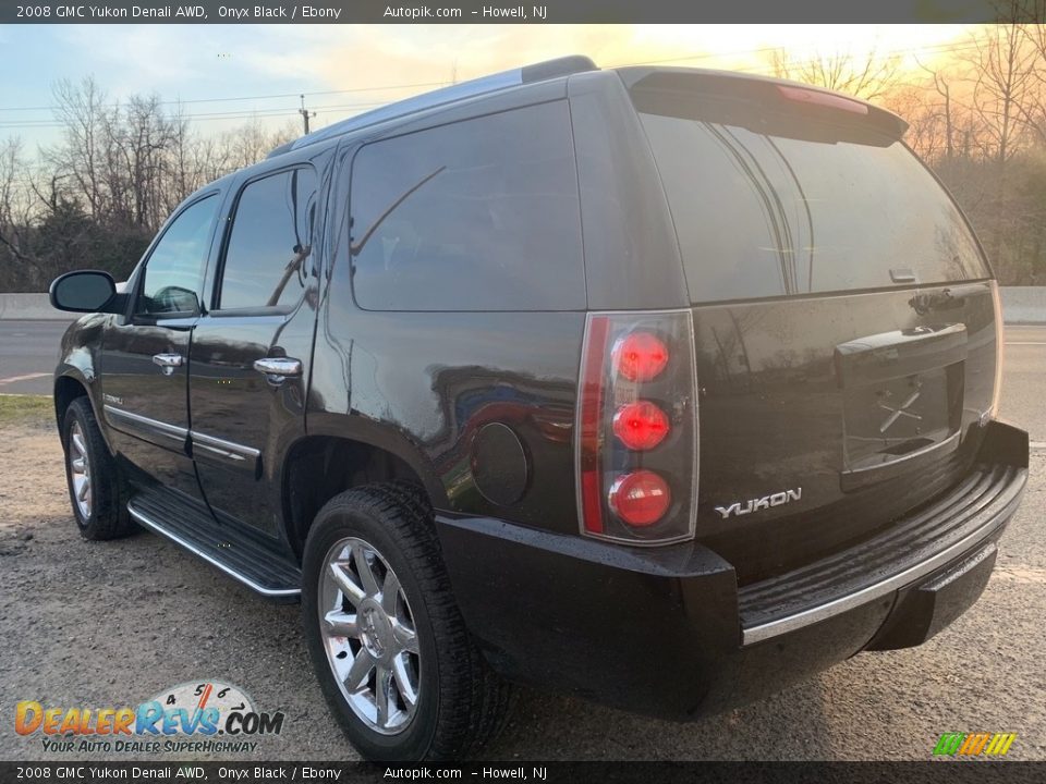 2008 GMC Yukon Denali AWD Onyx Black / Ebony Photo #4