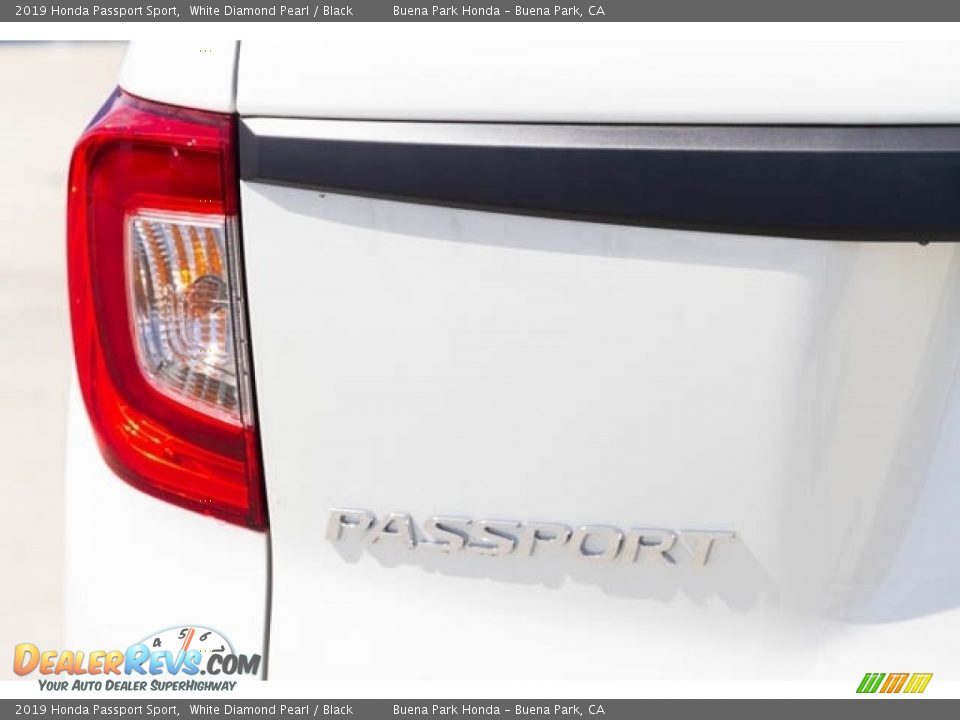 2019 Honda Passport Sport White Diamond Pearl / Black Photo #6