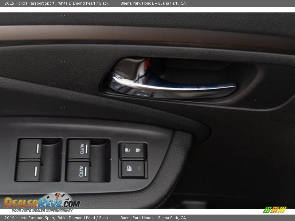 2019 Honda Passport Sport White Diamond Pearl / Black Photo #16