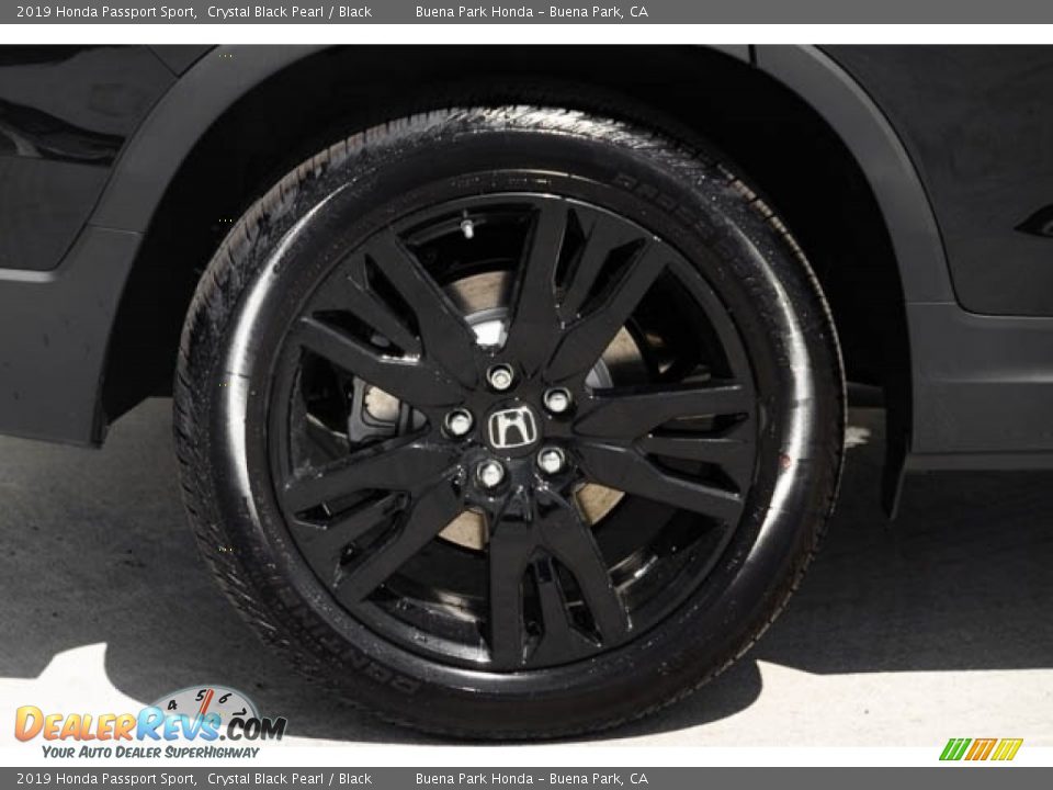 2019 Honda Passport Sport Crystal Black Pearl / Black Photo #9