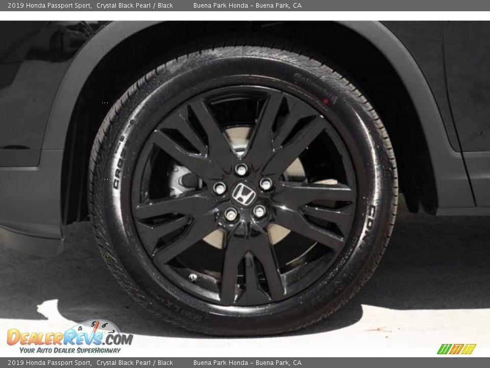 2019 Honda Passport Sport Crystal Black Pearl / Black Photo #11