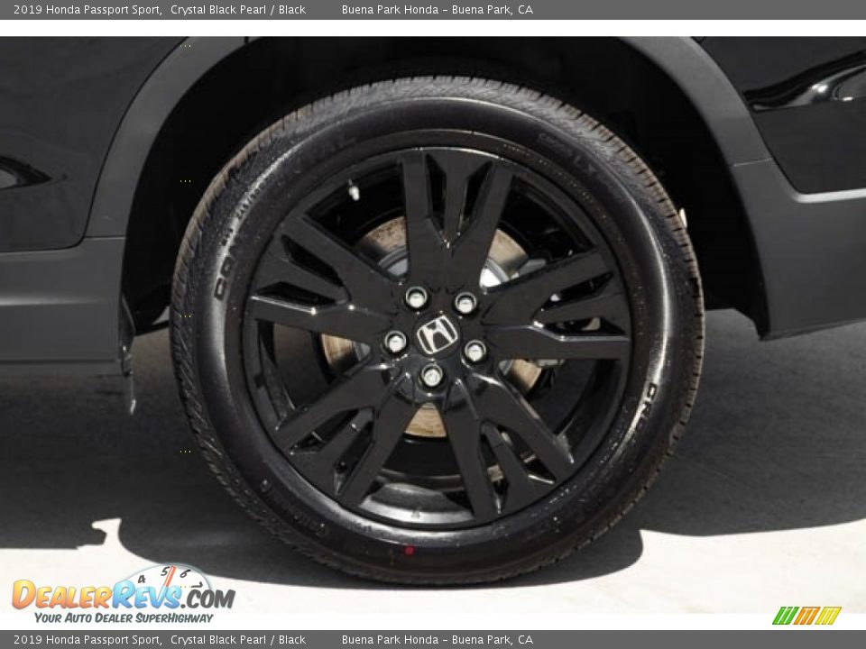2019 Honda Passport Sport Crystal Black Pearl / Black Photo #12