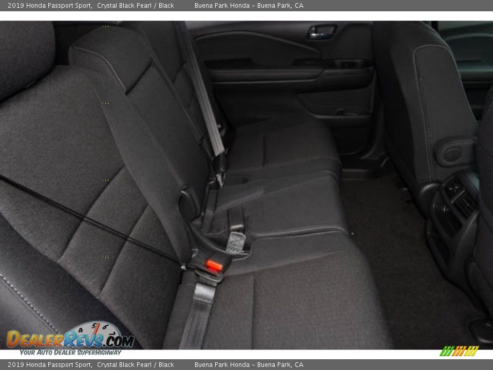 2019 Honda Passport Sport Crystal Black Pearl / Black Photo #29