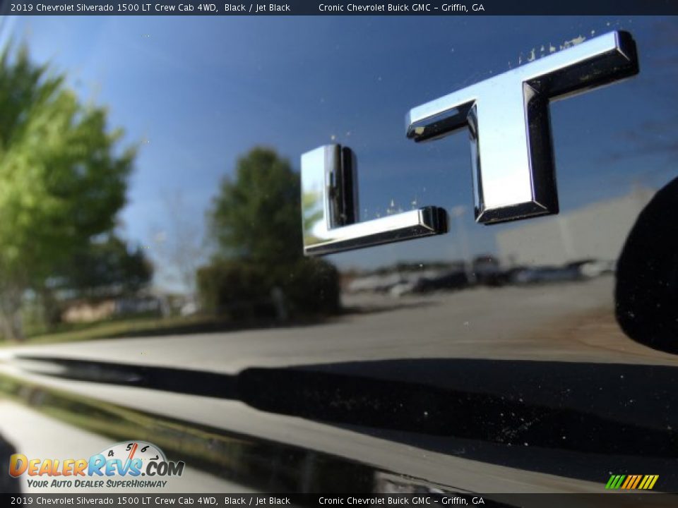 2019 Chevrolet Silverado 1500 LT Crew Cab 4WD Black / Jet Black Photo #10