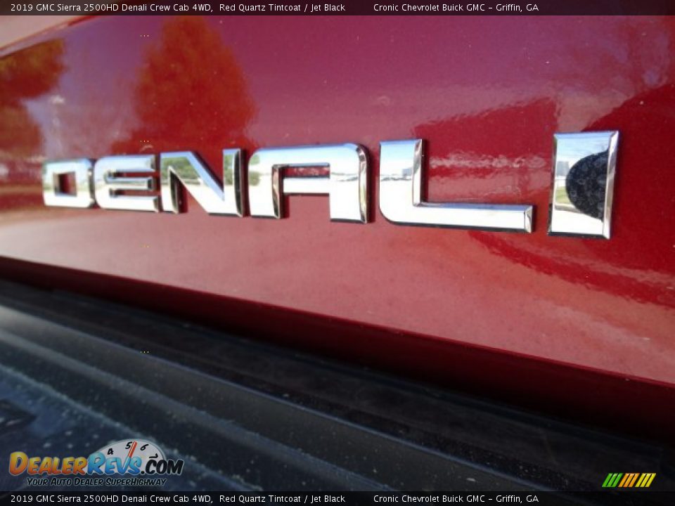 2019 GMC Sierra 2500HD Denali Crew Cab 4WD Red Quartz Tintcoat / Jet Black Photo #10