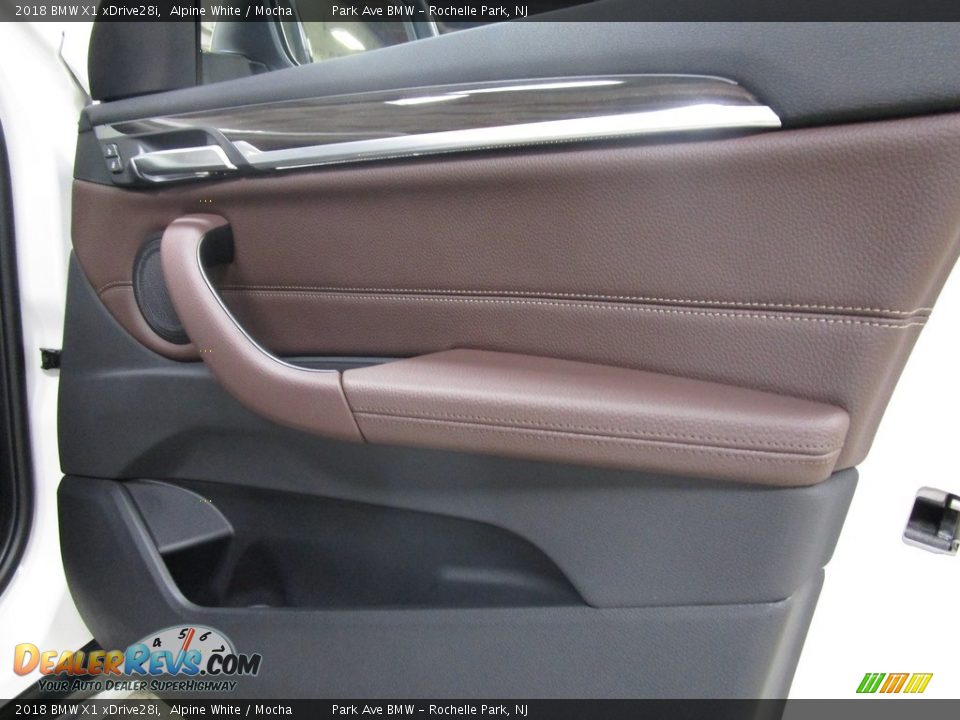2018 BMW X1 xDrive28i Alpine White / Mocha Photo #10