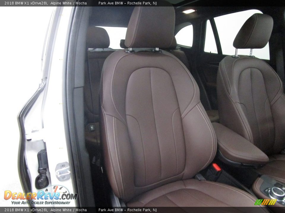2018 BMW X1 xDrive28i Alpine White / Mocha Photo #11