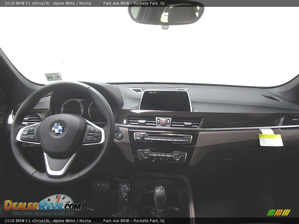 2018 BMW X1 xDrive28i Alpine White / Mocha Photo #19