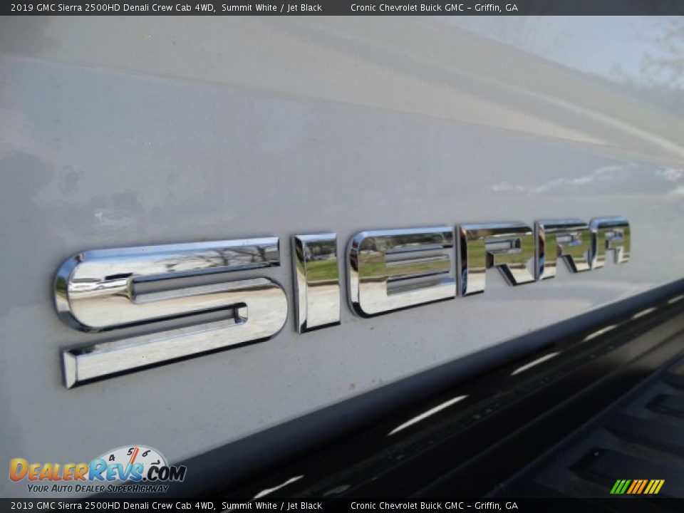 2019 GMC Sierra 2500HD Denali Crew Cab 4WD Summit White / Jet Black Photo #9
