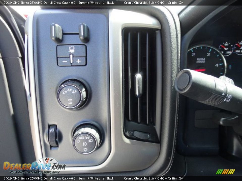 2019 GMC Sierra 2500HD Denali Crew Cab 4WD Summit White / Jet Black Photo #19