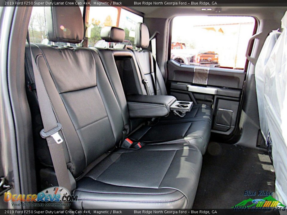 2019 Ford F250 Super Duty Lariat Crew Cab 4x4 Magnetic / Black Photo #13