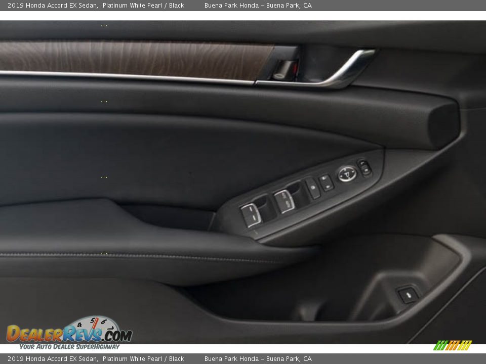 2019 Honda Accord EX Sedan Platinum White Pearl / Black Photo #16