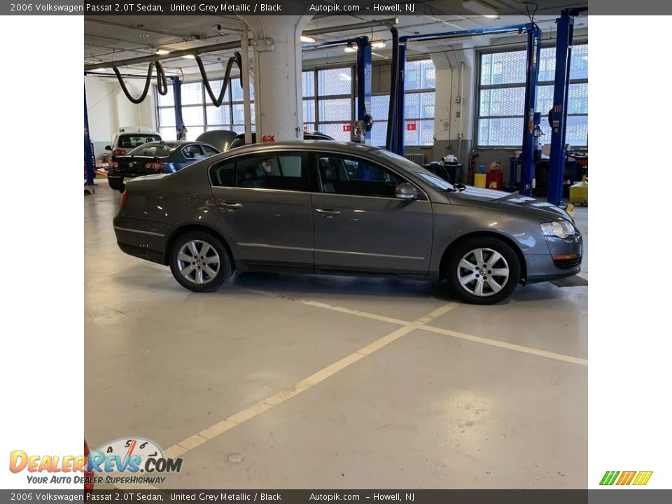2006 Volkswagen Passat 2.0T Sedan United Grey Metallic / Black Photo #6