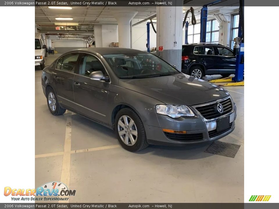 2006 Volkswagen Passat 2.0T Sedan United Grey Metallic / Black Photo #7