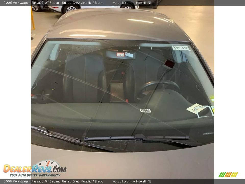 2006 Volkswagen Passat 2.0T Sedan United Grey Metallic / Black Photo #9
