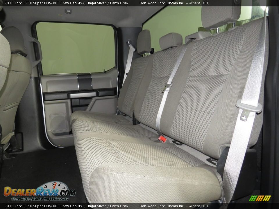 2018 Ford F250 Super Duty XLT Crew Cab 4x4 Ingot Silver / Earth Gray Photo #17