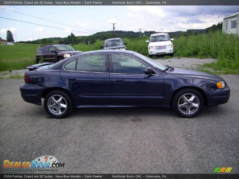 2004 Pontiac Grand Am SE Sedan Navy Blue Metallic / Dark Pewter Photo #6