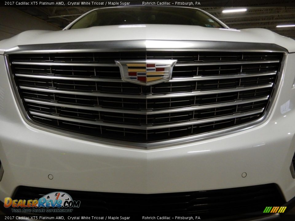 2017 Cadillac XT5 Platinum AWD Crystal White Tricoat / Maple Sugar Photo #9